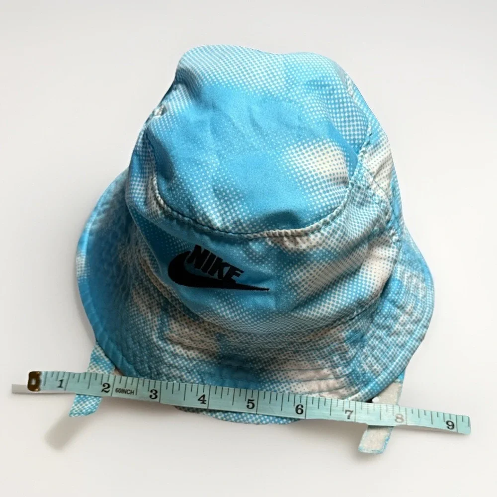 Nike Kids Baltic Blue Tie-Dye Halftone Sun Bucket Hat with Chin Strap
